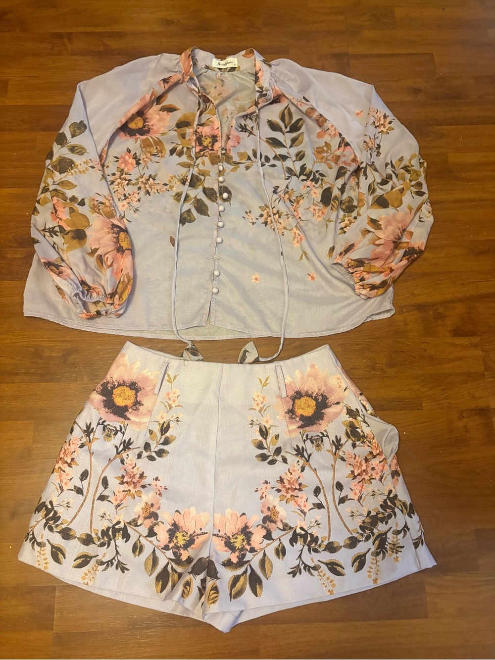 Lavender Floral short set- Feminine Garden Print - Picture 1 of 4